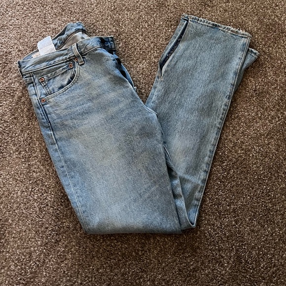 Levi's Denim - CUSTOM Levi 501 Size 12/31 Length 30- fits small. Worn once.